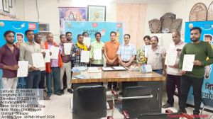  प्रधानमंत्री फसल बीमा योजनान्तर्गत मेरी पालिसी मेरे हाथ का शुभारंभ