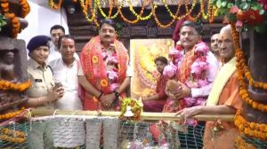 कलेक्टर, एसपी ने नवरात्रि के दौरान महामाया मंदिर परिसर में व्यवस्था का लिया जायजा कलेक्टर, एसपी ने नवरात्रि के दौरान महामाया मंदिर परिसर में व्यवस्था का लिया जायजा