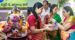 पद्मावती की कुमकुम पूजा कर महिलाओं ने अखंड सौभाग्य का मांगा वरदान पद्मावती की कुमकुम पूजा कर महिलाओं ने अखंड सौभाग्य का मांगा वरदान