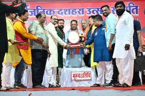 बुराई को त्याग कर सत्य की राह अपनाने प्रेरित करता है विजयादशमी पर्व- मुख्यमंत्री श्री साय बुराई को त्याग कर सत्य की राह अपनाने प्रेरित करता है विजयादशमी पर्व- मुख्यमंत्री श्री साय