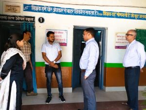 नगरीय निकाय निर्वाचन हेतु नियुक्त रोल आब्जर्वर ने मतदाता सूची के प्रारंभिक प्रकाशन के पूर्व तैयारियों का लिया जायजा नगरीय निकाय निर्वाचन हेतु नियुक्त रोल आब्जर्वर ने मतदाता सूची के प्रारंभिक प्रकाशन के पूर्व तैयारियों का लिया जायजा