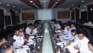 15 दिन से पुराना सीमांकन का मामला जनदर्शन में आया तो पटवारी होंगे निलंबित 15 दिन से पुराना सीमांकन का मामला जनदर्शन में आया तो पटवारी होंगे निलंबित