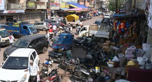  व्यापारी एवं उनके कर्मचारी अपनी दुकानों के सामने गाड़ी पार्किंग बंद करें - भिलाई निगम