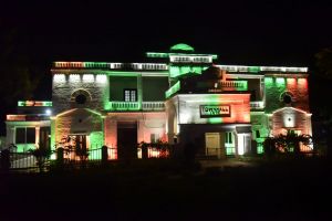 राज्य स्थापना दिवस पर दीयों से जगमग हो उठा बिलासपुर