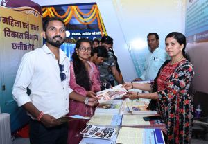 छत्तीसगढ़ राज्योत्सव-2024: महिलाओं से जुड़ी योजनाओं को लेकर दिखा उत्साह 