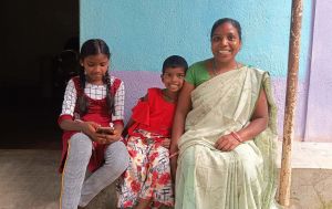 स्मार्ट वूमेन अल्का की जागरूकता बनी मिसाल