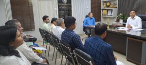 सड़क किनारे आवांरा पशुओं के बैठने उचित व्यवस्था हेतु सीईओ ने जारी किए निर्देश सड़क किनारे आवांरा पशुओं के बैठने उचित व्यवस्था हेतु सीईओ ने जारी किए निर्देश