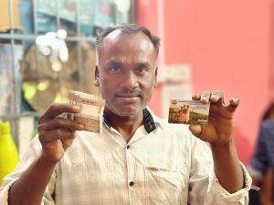 किसानों को धान खरीदी केन्द्रों में पैसे निकालने की मिली सुविधा