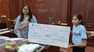 उच्च शिक्षा में अध्ययनरत् 03 दिव्यांग छात्र को दी गई प्रोत्साहन राशि