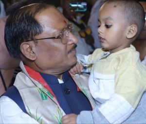  बच्चे निश्छल प्रेम और दुलार की भाषा को समझते हैं...