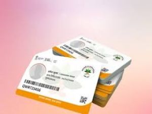 70 प्लस वृद्वजनों के लिए 5 लाख रूपये तक के आयुष्मान कार्ड पर निःशुल्क ईलाज की सुविधा।