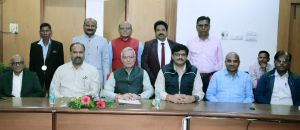 पॉवर ट्रांसमिशन कंपनी से 5 कर्मचारियों की भावभीनी विदाई पॉवर ट्रांसमिशन कंपनी से 5 कर्मचारियों की भावभीनी विदाई