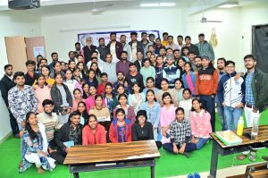 सुपर 30 के श्री आनंद कुमार ने नवगुरूकुल के युवाओं को बताया सफलता का मूलमंत्र सुपर 30 के श्री आनंद कुमार ने नवगुरूकुल के युवाओं को बताया सफलता का मूलमंत्र