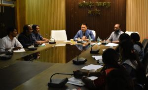 छात्रावास में बच्चों के सर्वांगीण विकास हेतु समुचित उपाय सुनिश्चित करें: कलेक्टर चन्द्रवाल