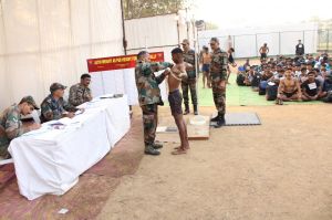 रायगढ में अग्निवीर भर्ती रैली में अब तक पांच हजार युवा शामिल रायगढ में अग्निवीर भर्ती रैली में अब तक पांच हजार युवा शामिल