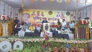 उपमुख्यमंत्री अरूण साव ने 10 करोड़ रूपए से अधिक लागत के विभिन्न निर्माण कार्यों का किया भूमिपूजन उपमुख्यमंत्री अरूण साव ने 10 करोड़ रूपए से अधिक लागत के विभिन्न निर्माण कार्यों का किया भूमिपूजन