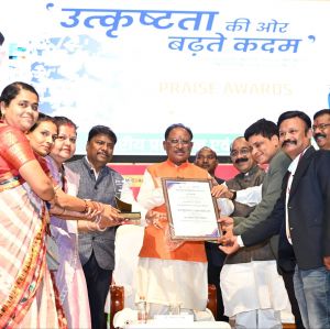 पीएम - स्व निधि योजना से शहरी गरीब परिवारों के लिए खुली आत्म निर्भरता की राह : मुख्यमंत्री श्री साय पीएम - स्व निधि योजना से शहरी गरीब परिवारों के लिए खुली आत्म निर्भरता की राह : मुख्यमंत्री श्री साय