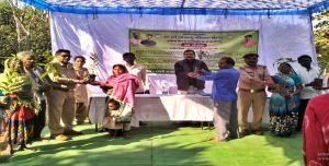  जनादेश परब के अवसर पर बालोद जिले में वन चौपाल  का हुआ आयोजन