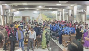 सुशासन के एक वर्ष पूर्ण होने पर दिव्यांगजनों का सम्मान सुशासन के एक वर्ष पूर्ण होने पर दिव्यांगजनों का सम्मान