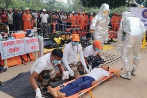 अम्बेडकर अस्पताल में एनडीआरएफ, एसडीआरएफ और फायर ब्रिगेड विभाग का फायर एंड रेस्क्यू मॉक ड्रिल प्रदर्शन अम्बेडकर अस्पताल में एनडीआरएफ, एसडीआरएफ और फायर ब्रिगेड विभाग का फायर एंड रेस्क्यू मॉक ड्रिल प्रदर्शन