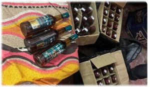 पंजाब की 47 बोतल विदेशी शराब एवं दो पहिया वाहन सहित 2 आरोपी गिरफ्तार पंजाब की 47 बोतल विदेशी शराब एवं दो पहिया वाहन सहित 2 आरोपी गिरफ्तार