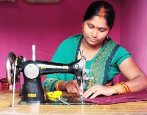 महतारी वंदन योजना से पार्वती सोनी बनी आत्मनिर्भर महतारी वंदन योजना से पार्वती सोनी बनी आत्मनिर्भर