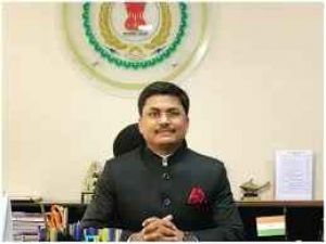 प्रशासन के सख्त निर्देश का असर : बकायदारों से ऋण वसूली में आई तेजी प्रशासन के सख्त निर्देश का असर : बकायदारों से ऋण वसूली में आई तेजी