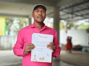 प्रधानमंत्री आवास योजना से नया आशियाना पाकर खुशहाल जीवन-यापन कर रहा है किसान कन्हैया प्रधानमंत्री आवास योजना से नया आशियाना पाकर खुशहाल जीवन-यापन कर रहा है किसान कन्हैया