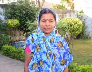 मेहनतकश महिलाओं के लिए शासन की महतारी वंदन योजना उम्मीदों की तरह मेहनतकश महिलाओं के लिए शासन की महतारी वंदन योजना उम्मीदों की तरह