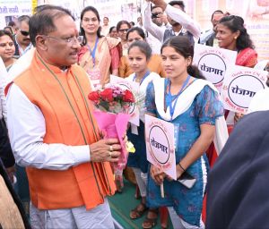 अनुकंपा एवं आंगनबाड़ी नियुक्ति पाने वालों ने कहा थैंक्यू सीएम सर... अनुकंपा एवं आंगनबाड़ी नियुक्ति पाने वालों ने कहा थैंक्यू सीएम सर...