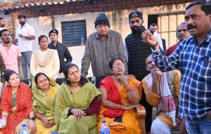 मंत्री श्रीमती राजवाड़े ने नगर पंचायत भटगांव के वार्डों का किया सघन निरीक्षण मंत्री श्रीमती राजवाड़े ने नगर पंचायत भटगांव के वार्डों का किया सघन निरीक्षण