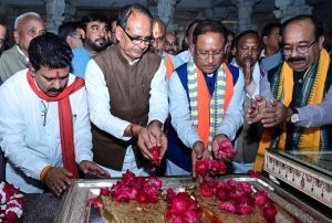  केन्द्रीय मंत्री  शिवराज सिंह चौहान ने भगवान श्री पार्श्वनाथ की पूजा-अर्चना की