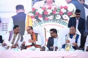 छत्तीसगढ़ सब्जी और फलों का बनेगा कटोरा - शिवराज सिंह चौहान छत्तीसगढ़ सब्जी और फलों का बनेगा कटोरा - शिवराज सिंह चौहान