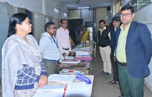 भिलाई निगम के अधिकारी-कर्मचारी समय पर आफिस आये, समय पर आफिस से घर जाये-आयुक्त भिलाई निगम के अधिकारी-कर्मचारी समय पर आफिस आये, समय पर आफिस से घर जाये-आयुक्त