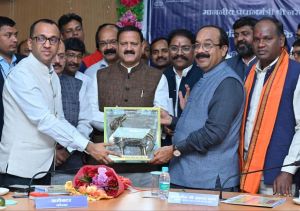 स्वामित्व योजना से मिलेगी आर्थिक सुरक्षा की गारंटी - प्रधानमंत्री नरेन्द्र मोदी स्वामित्व योजना से मिलेगी आर्थिक सुरक्षा की गारंटी - प्रधानमंत्री नरेन्द्र मोदी