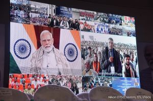 प्रधानमंत्री नरेन्द्र मोदी ने वर्चुअल माध्यम से हितग्राहियों को संपत्ति कार्ड का किया वितरण प्रधानमंत्री नरेन्द्र मोदी ने वर्चुअल माध्यम से हितग्राहियों को संपत्ति कार्ड का किया वितरण