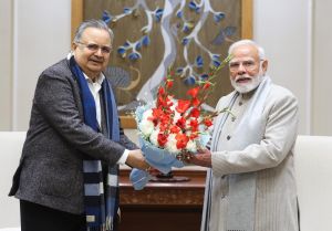 प्रधानमंत्री मोदी से मिले विधानसभा अध्यक्ष डॉ रमन सिंह, छत्तीसगढ़ आगमन का दिया न्योता प्रधानमंत्री मोदी से मिले विधानसभा अध्यक्ष डॉ रमन सिंह, छत्तीसगढ़ आगमन का दिया न्योता