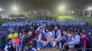 राडा ऑटो एक्सपो में यारी बैंड की शानदार प्रस्तुति राडा ऑटो एक्सपो में यारी बैंड की शानदार प्रस्तुति