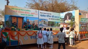 गणतंत्र दिवस पर नगरीय प्रशासन की झांकी रहा खास आकर्षण