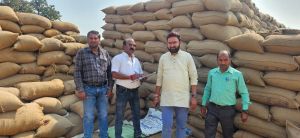 टीम ने 82 क्विंटल धान का कराया रकबा समर्पण