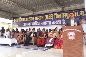  शिक्षक का व्यक्तिगत जीवन भी प्रभावकारी होना चाहिए - कलेक्टर अवनीश शरण