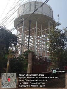 कुशालपुर ओवर हेड टैंक की सील्ट सफाई सुबह की नियमित जल आपूर्ति पश्चात की गयी