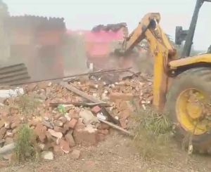  नकटा तालाब पर अवैध अतिक्रमण करने वालो पर बड़ी कार्यवाही  