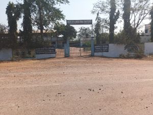 टेकारी विद्यालय में पेयजल समस्या से जूझ रहा शाला परिवार टेकारी विद्यालय में पेयजल समस्या से जूझ रहा शाला परिवार