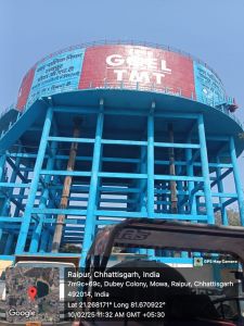 मोवा और तेलीबांधा केओवर हेड टैंक की सील्ट की सफाई मोवा और तेलीबांधा केओवर हेड टैंक की सील्ट की सफाई