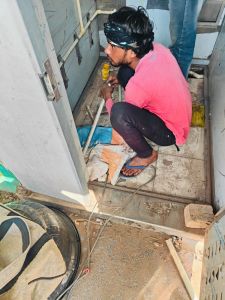 शहर में ई-टायलेट के रखरखाव एवं संधारण का कार्य प्रगति पर शहर में ई-टायलेट के रखरखाव एवं संधारण का कार्य प्रगति पर