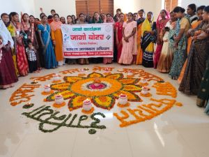 डंगनिया में स्वच्छाग्रही ने घर-घर जाकर चलाया मतदाता जागरूकता अभियान डंगनिया में स्वच्छाग्रही ने घर-घर जाकर चलाया मतदाता जागरूकता अभियान