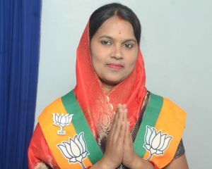 डौंडीलोहारा नगर पंचायत वार्ड नंबर 6 से नेहा उपाध्याय की जीत