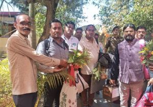 डौंडीलोहारा और डौंडी विकासखंड के सभी मतदान केंद्रों में सकुशल पहुंचे मतदान दल