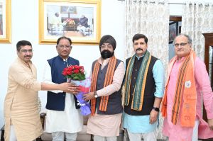 नगरीय निकाय में जीत पर सीएम साय को दी बधाई